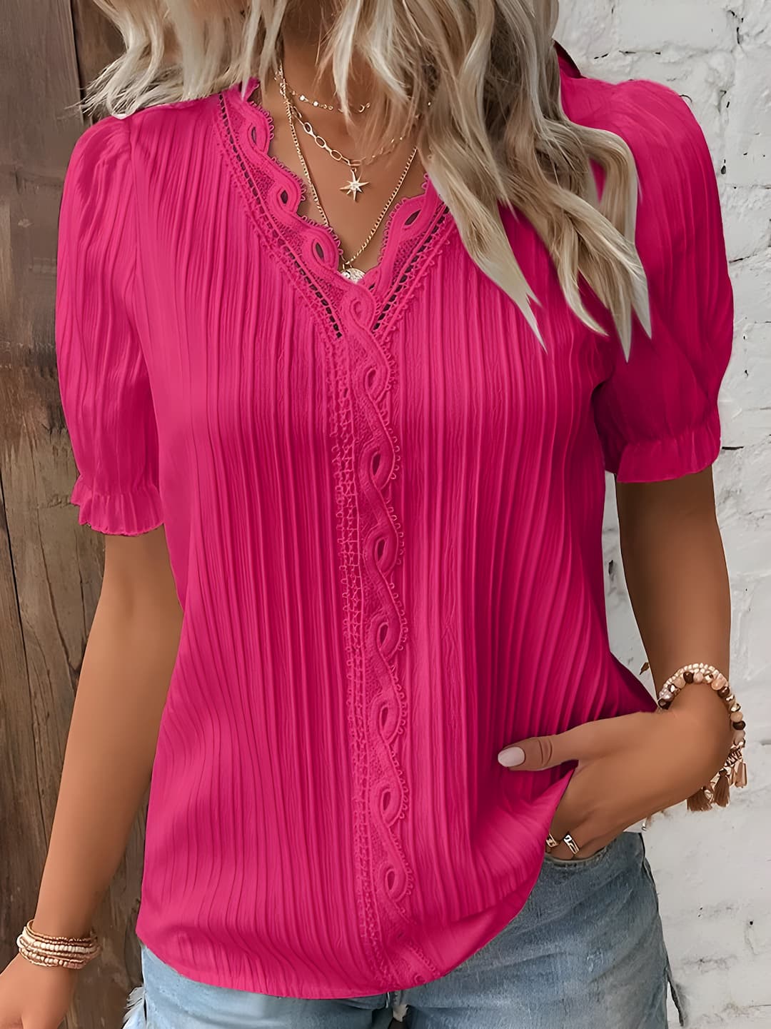 Mariposa | V-neck lace elegant blouse