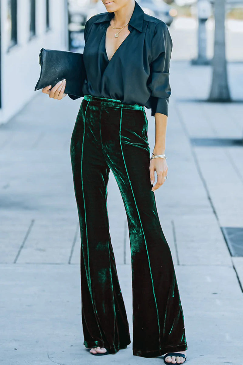 Regina - velvet bootcut trousers with high waist