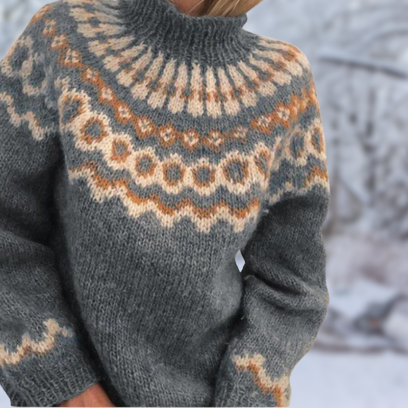 Léa Blanchet | Soft Knit Turtle Neck Sweater