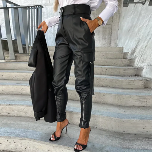 Lina - Stylish Cargo Pants