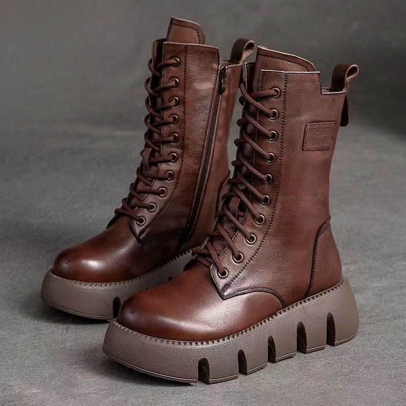 Élodie Lavin | Elegant Stylish Mid-Rise Boots