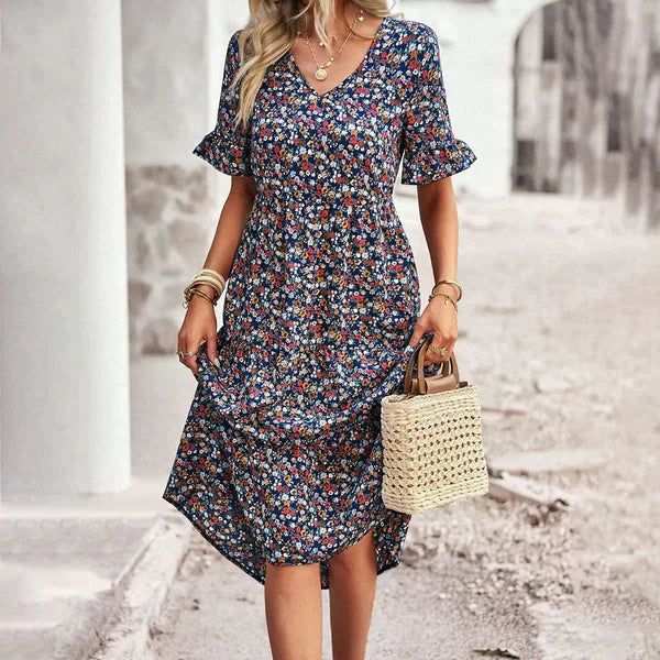 Léa Blanchet | Sexy Floral Dress