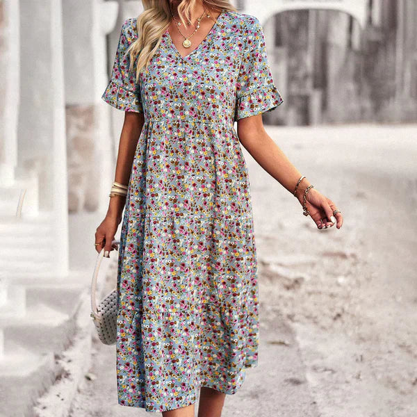 Léa Blanchet | Sexy Floral Dress
