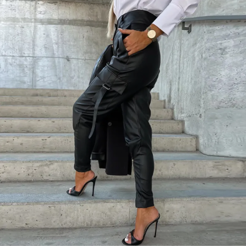 Lina - Stylish Cargo Pants