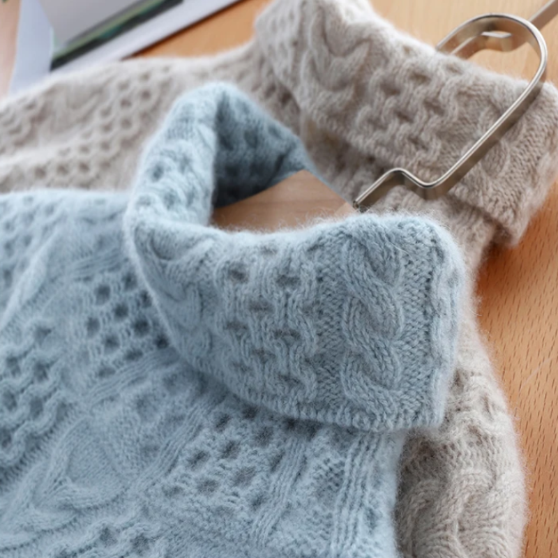 Angelwarm - Cashmere Couture Turtleneck Sweater