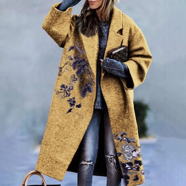 Riva Lefèvre | Elegant Coat with Floral Design