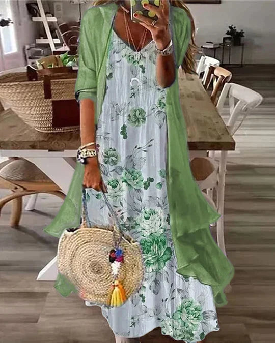 Léa Blanchet | Elegant & Stylish Ladies Summer Dress