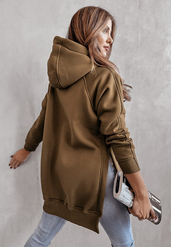 Léa Blanchet | Trendy Oversize Hoodie