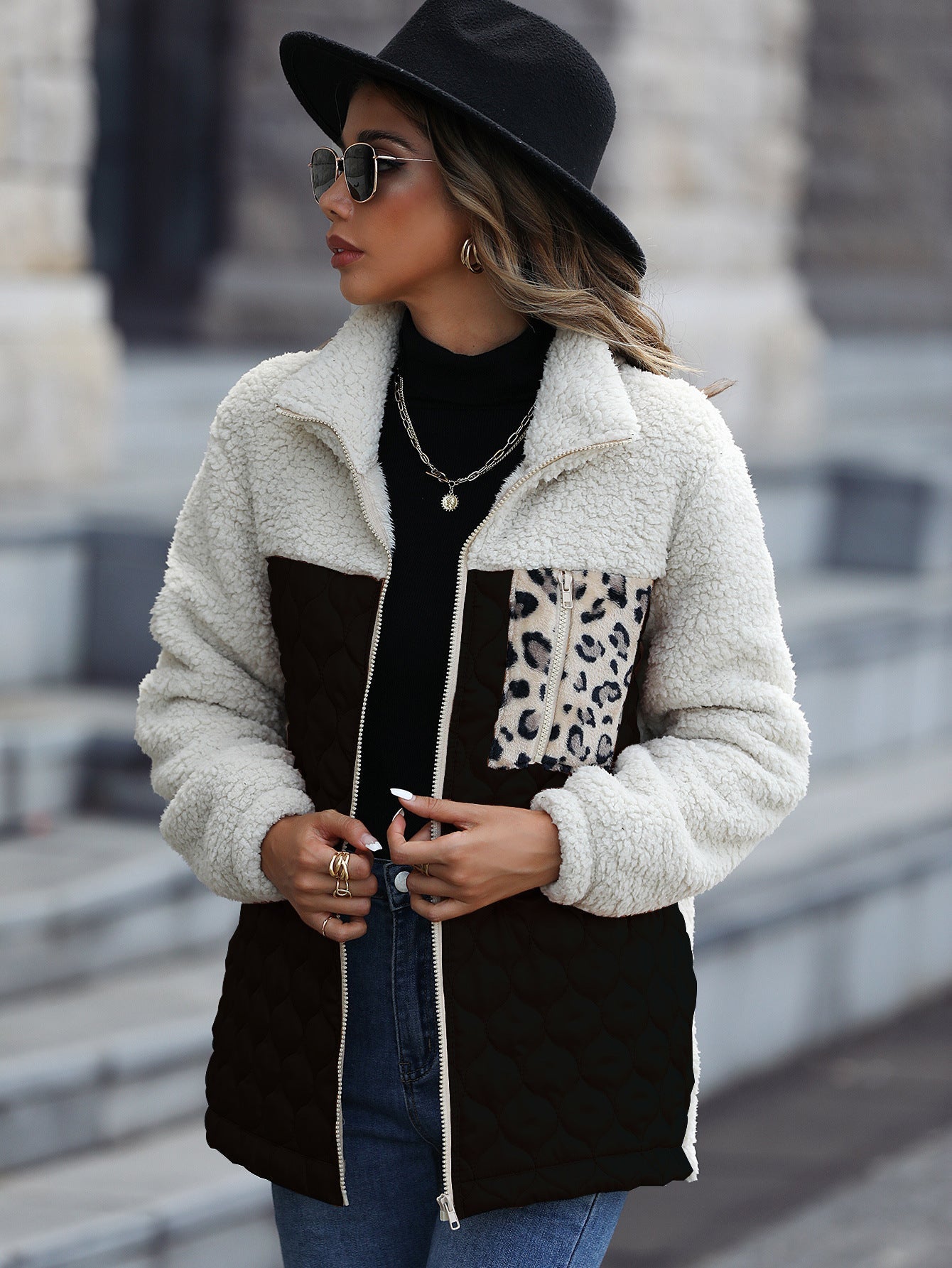 Isabelle Moreau | Elegant Jacket with Animal Print