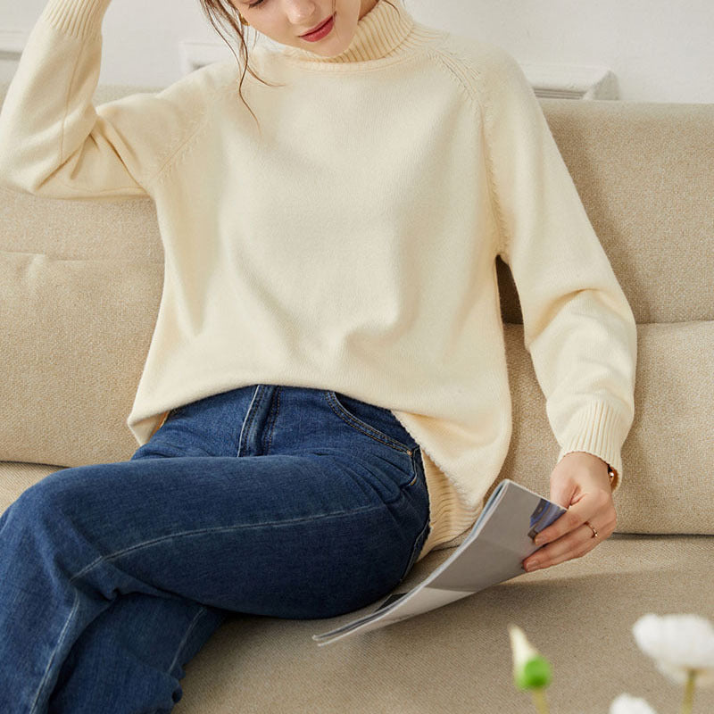 Riva Lefèvre | Fashionable Women's Sweater with High Neckline