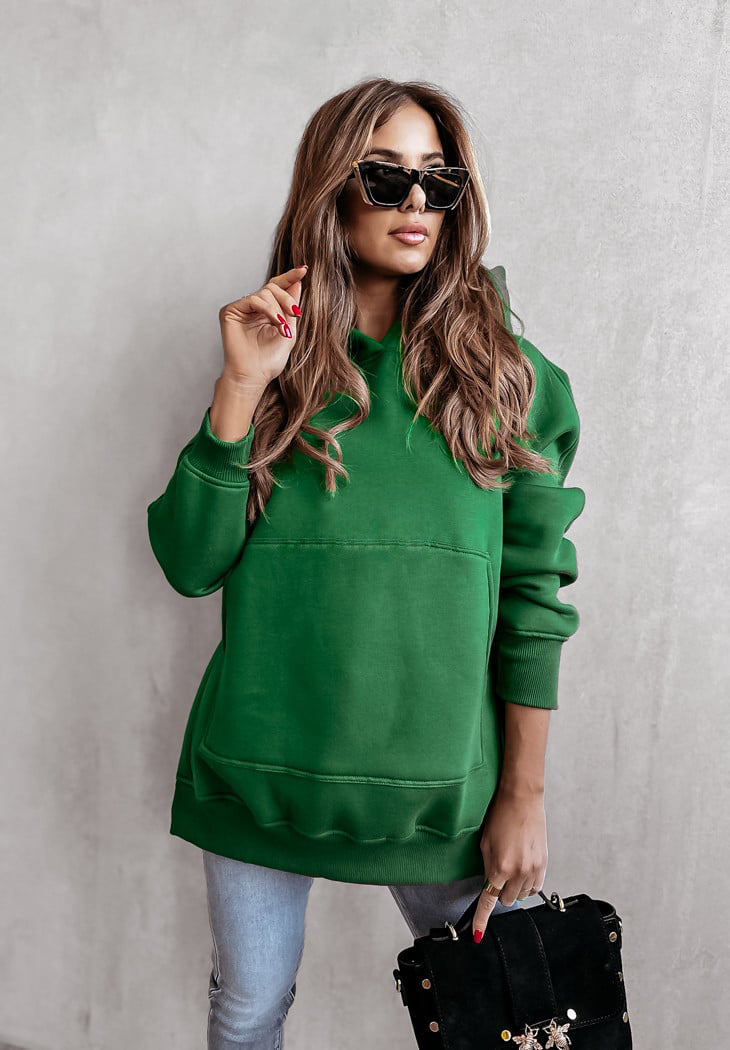 Léa Blanchet | Trendy Oversize Hoodie