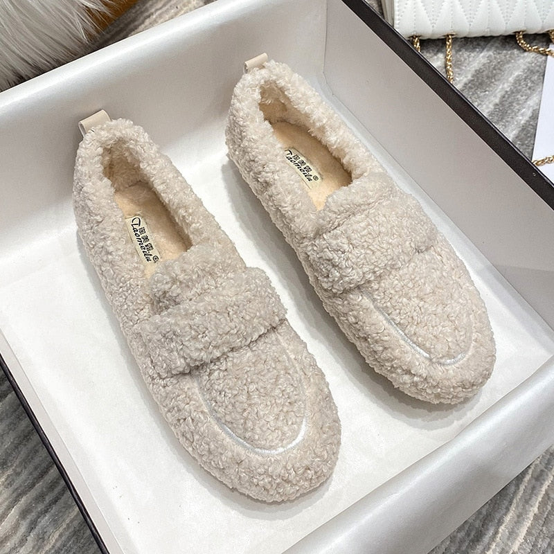 Élodie Lavin - Plush slippers with flexible soles