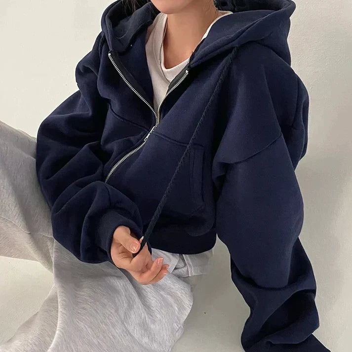 Large jumper with practical zip for women