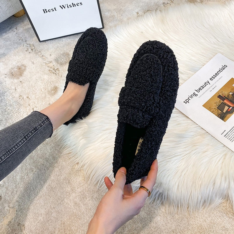 Élodie Lavin - Plush slippers with flexible soles