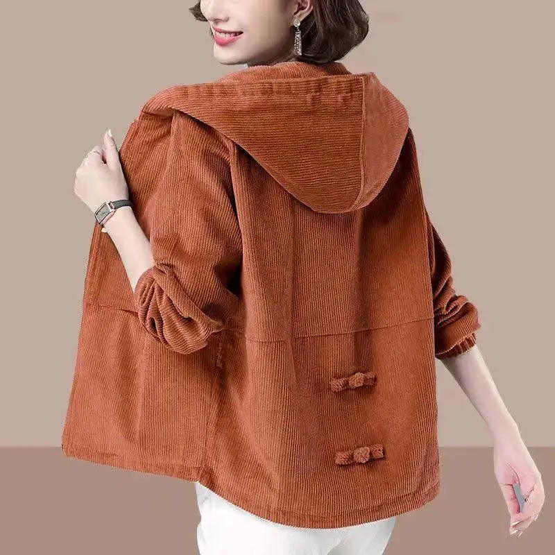 Split jacket with zip fastening for women