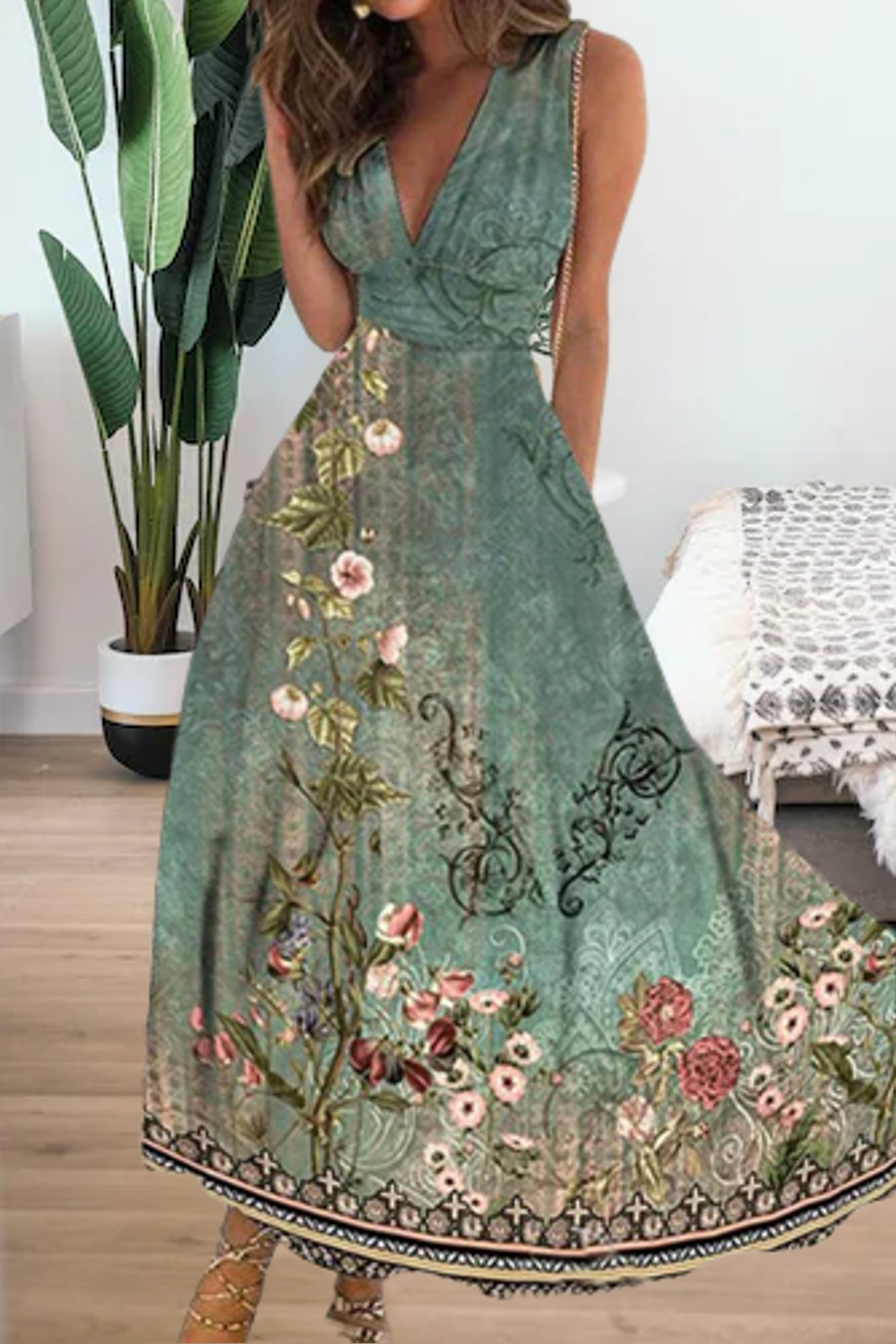 Riva Lefèvre | Stylish & Elegant Ladies Dress