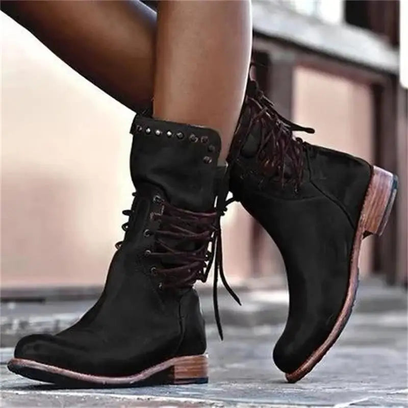 Riva Lefèvre | Elegant & Stylish Boots