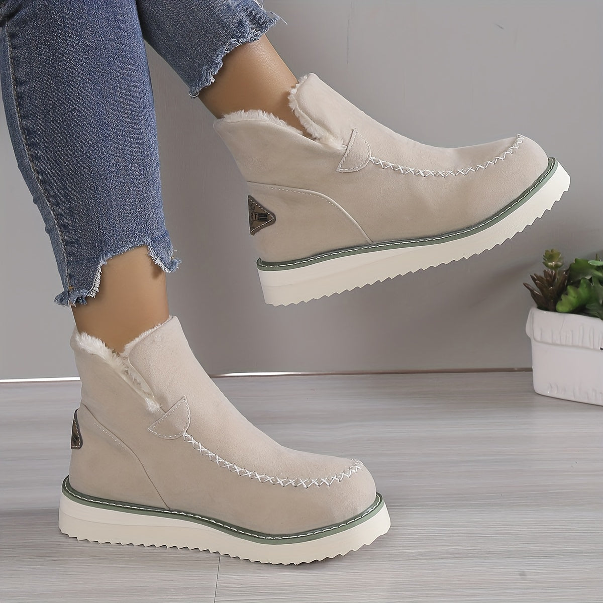 Karin - Orthopedic Ankle Boots with Fur