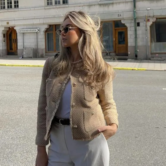 Women's chic tweed jacket