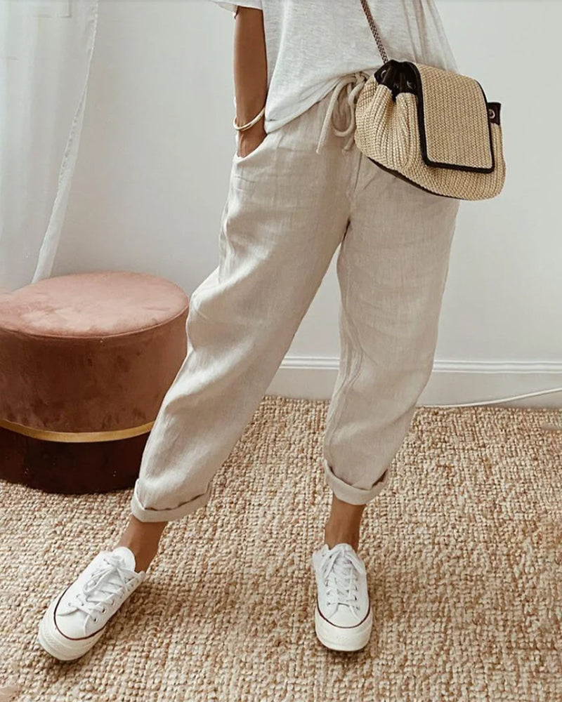 Pauline Laurent | Stylish Loose Trousers