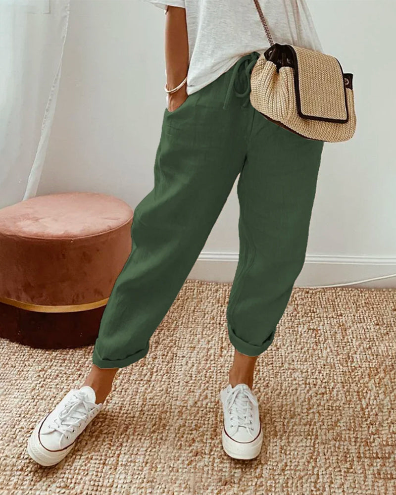 Pauline Laurent | Stylish Loose Trousers