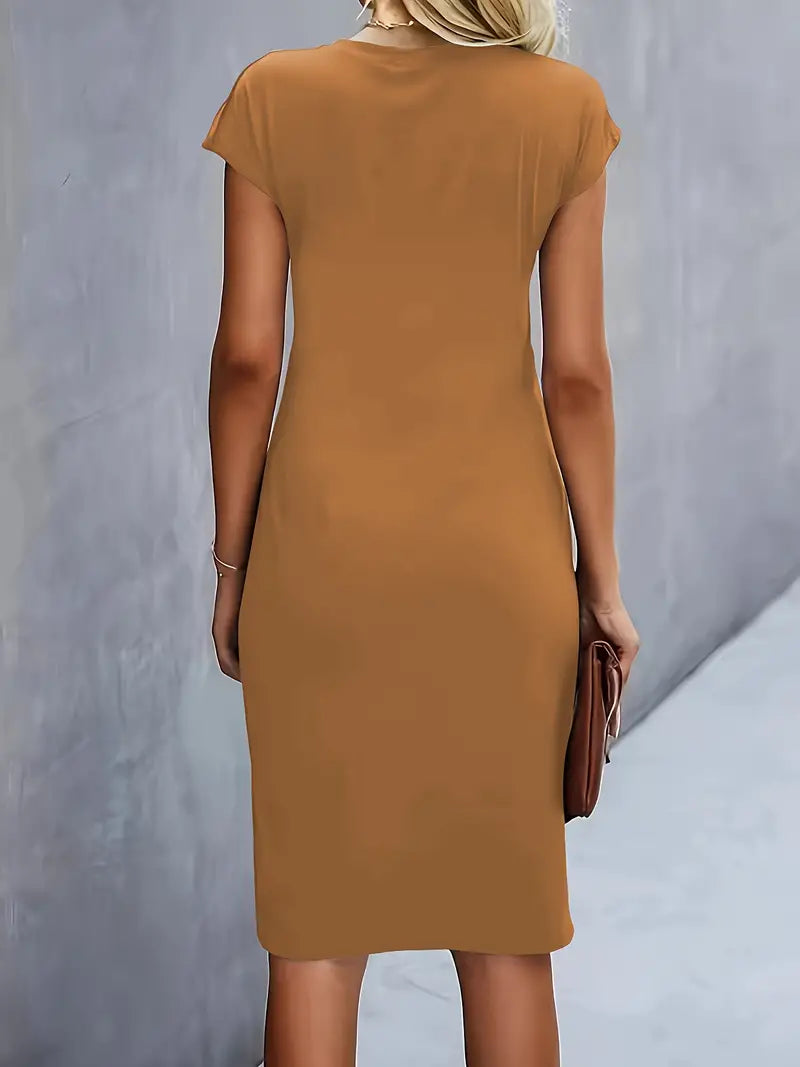 Elizabeth – solid color round neck dress with crew neck