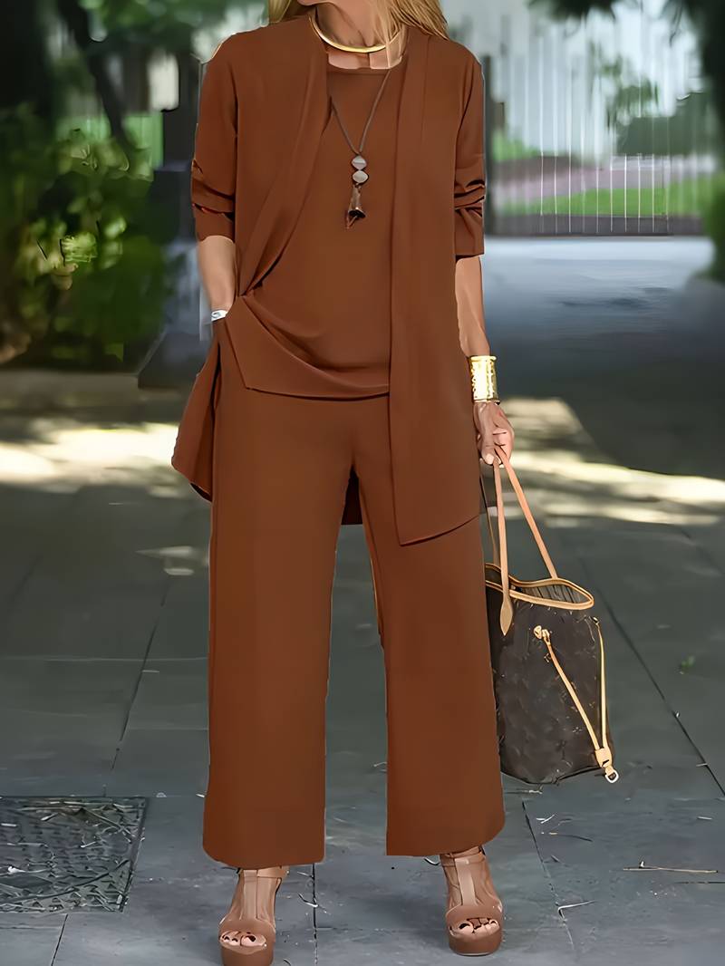 Evelyn – casual three-piece set with cardigan and long trousers