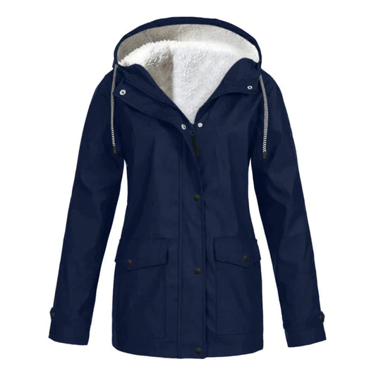 Léa Blanchet | STYLISH & WARM RAIN JACKET