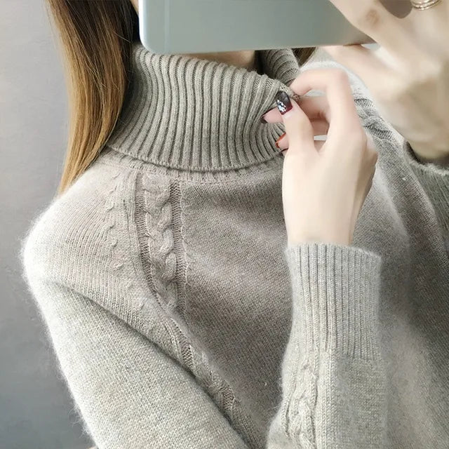 Gabrine - Women's Turtleneck Sweater