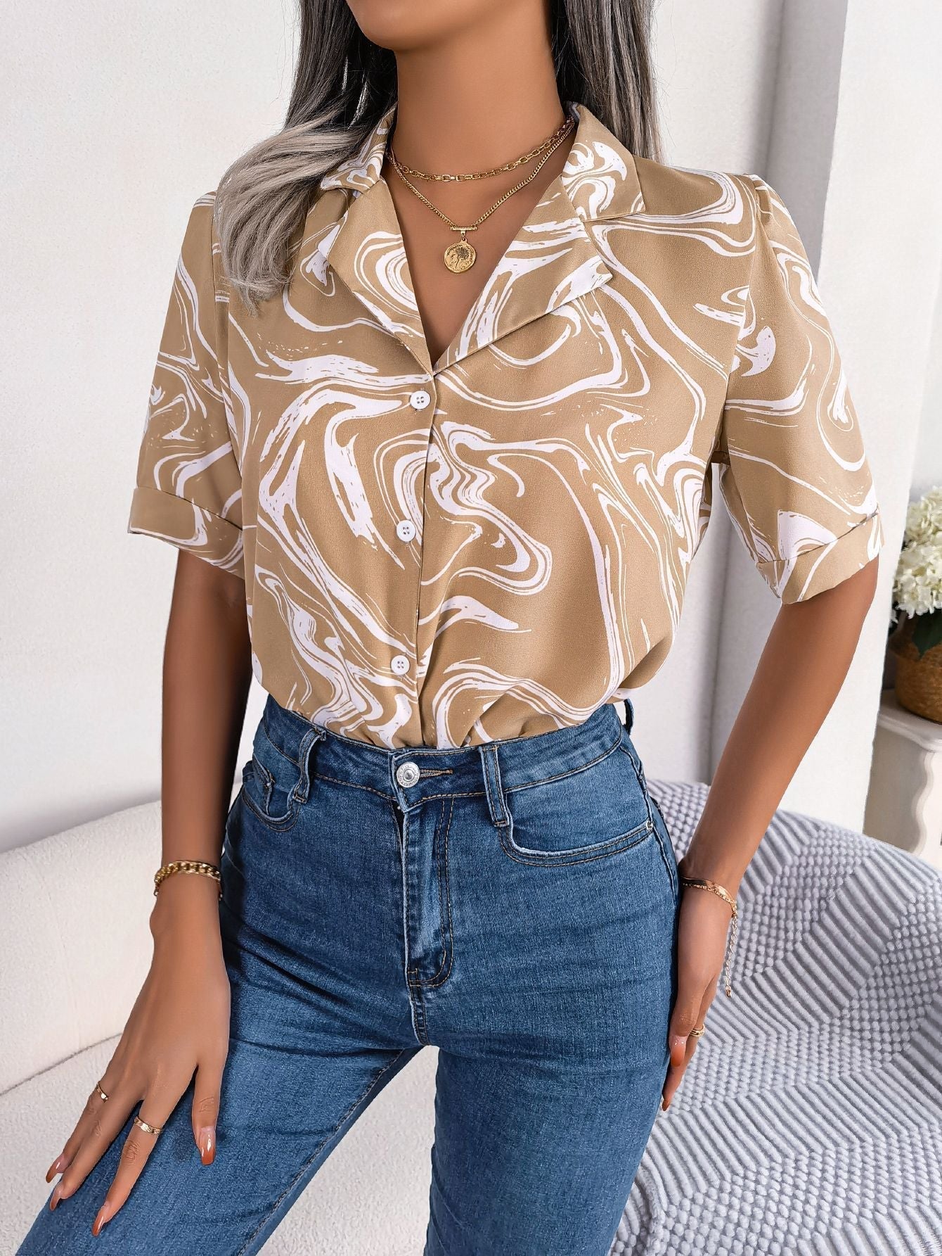 Fredrika | Slim and airy blouse