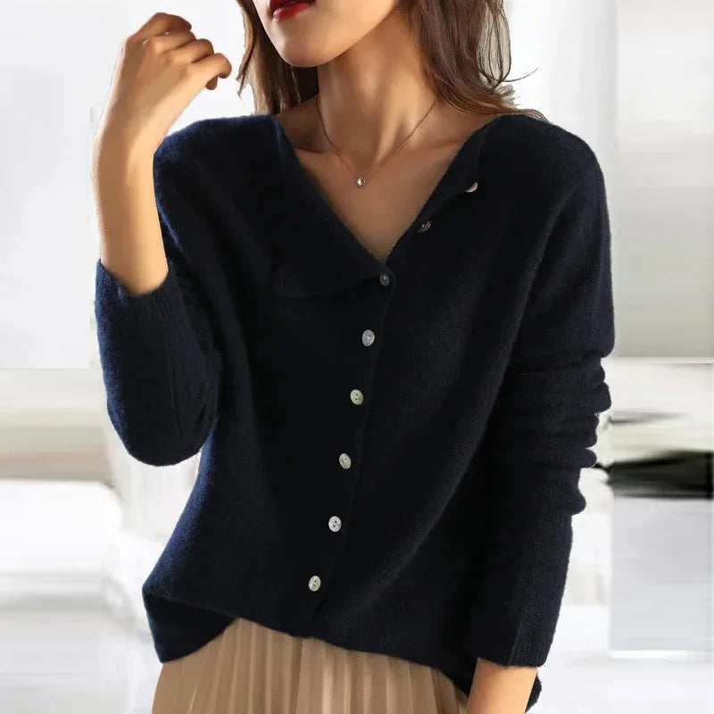 Brenda | Stylish Sweater with Trendy Button Closure