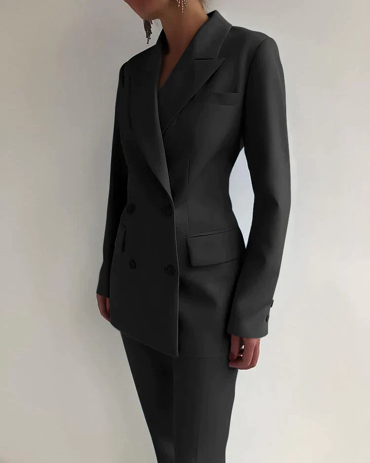 Juna - stylish set consisting of an elegant blazer and elegant trousers