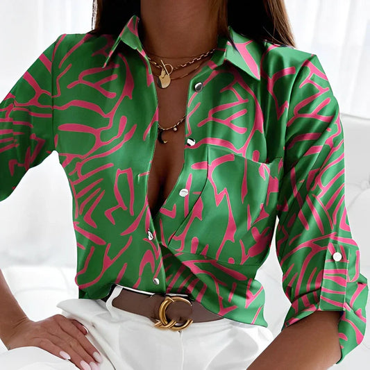 Eva Janssen - elegant green blouse