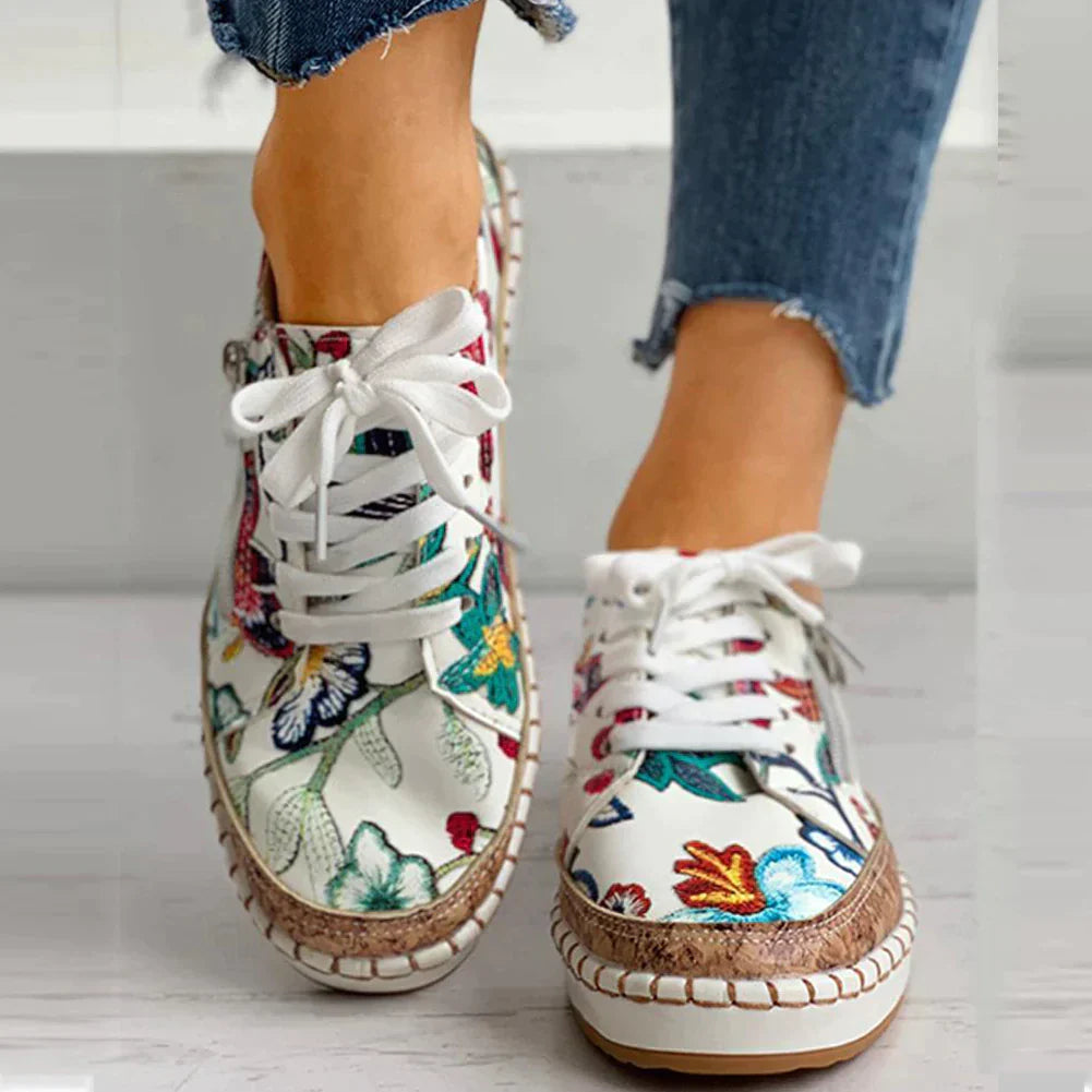 Floral Embroidery - Breathable Slip-on Shoes